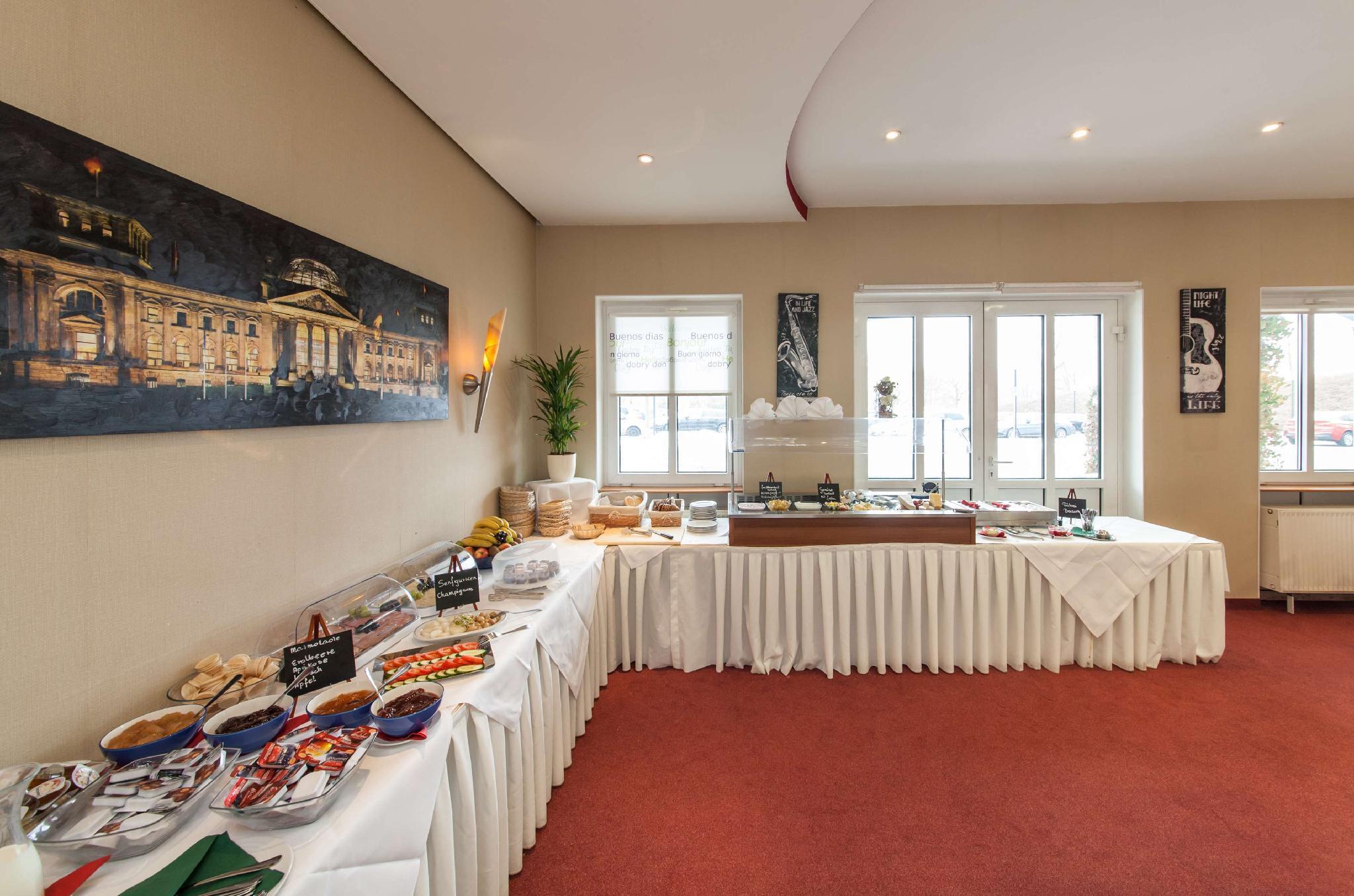 Garner Hotel Cottbus Sued By Ihg Εξωτερικό φωτογραφία