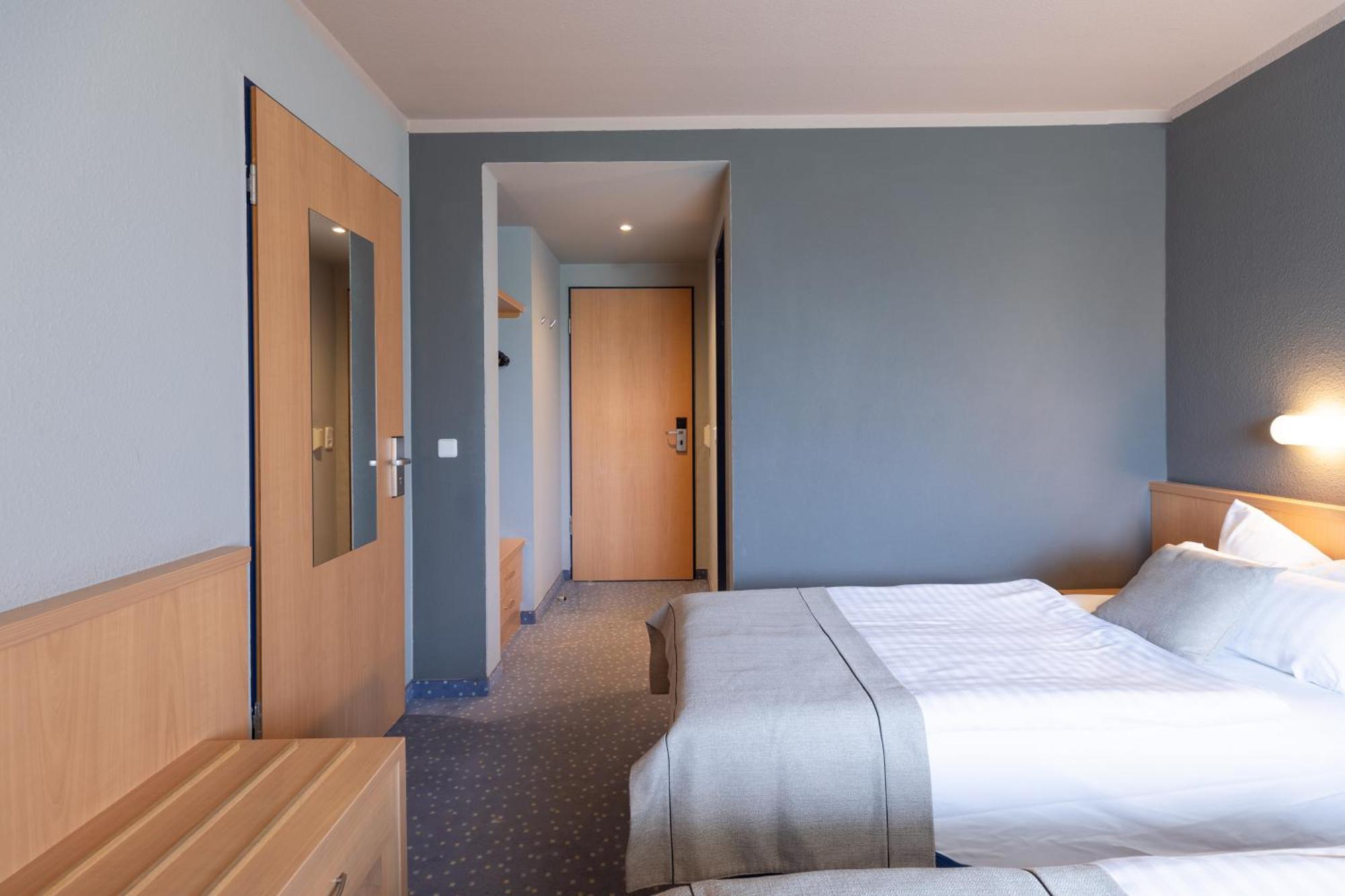Garner Hotel Cottbus Sued By Ihg Εξωτερικό φωτογραφία