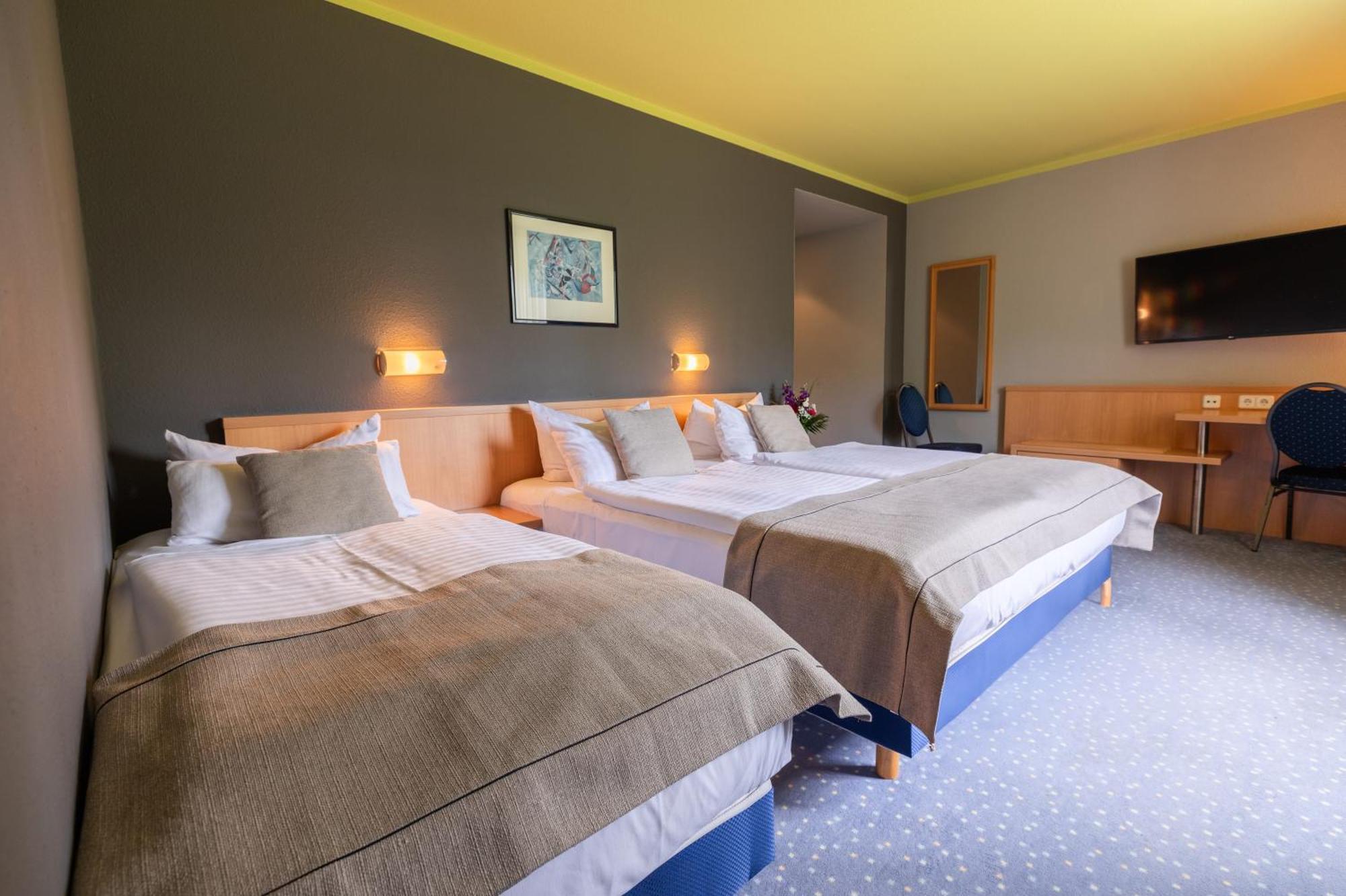Garner Hotel Cottbus Sued By Ihg Εξωτερικό φωτογραφία