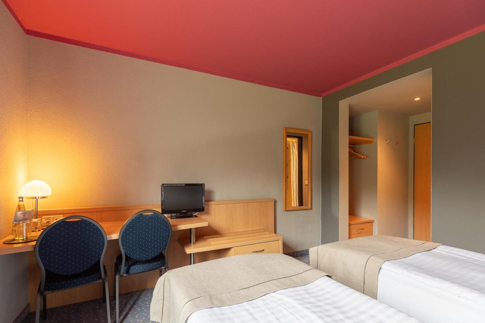 Garner Hotel Cottbus Sued By Ihg Εξωτερικό φωτογραφία