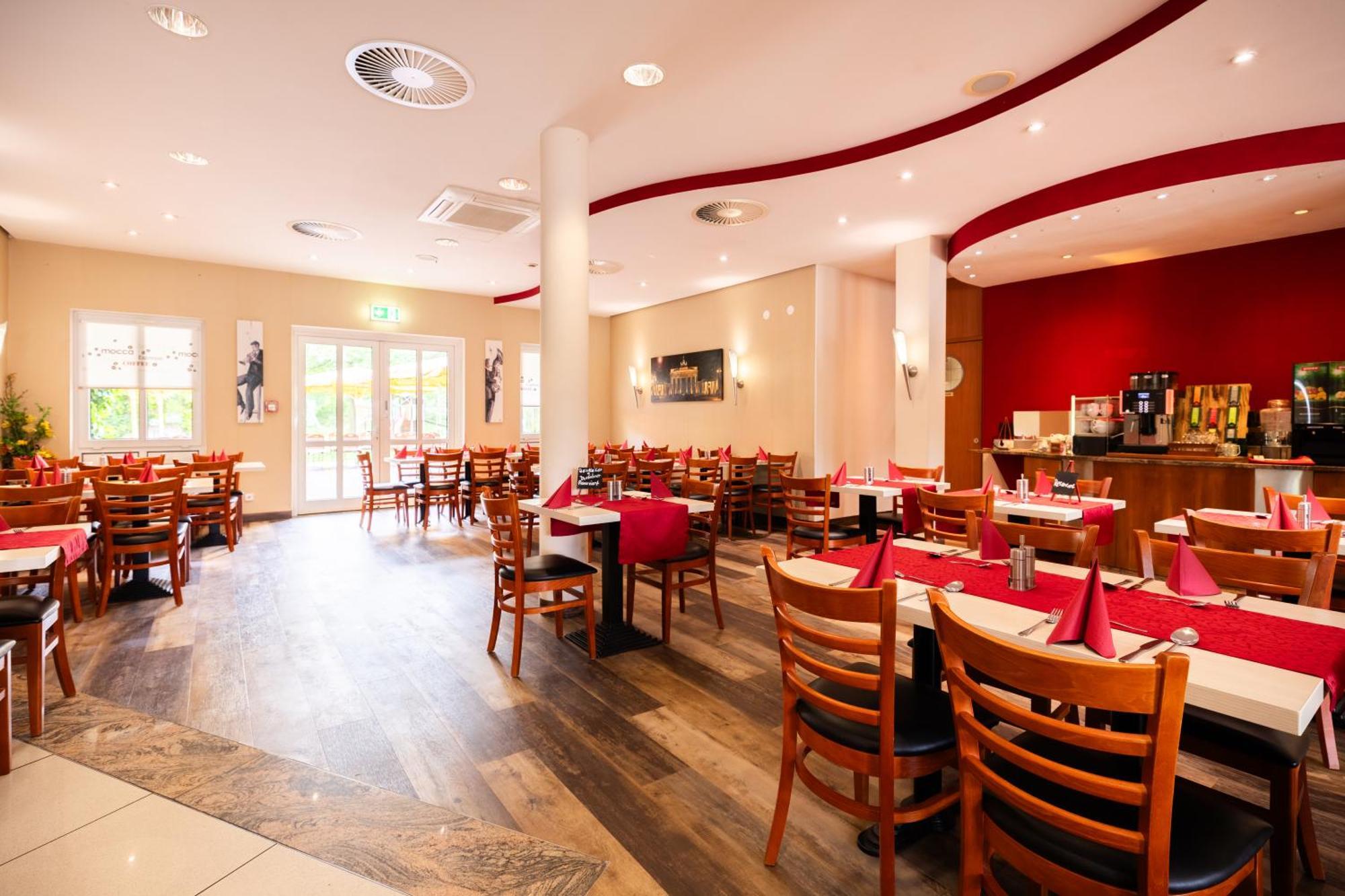 Garner Hotel Cottbus Sued By Ihg Εξωτερικό φωτογραφία